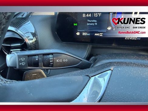 Used 2025 Chevrolet Equinox LT image 15