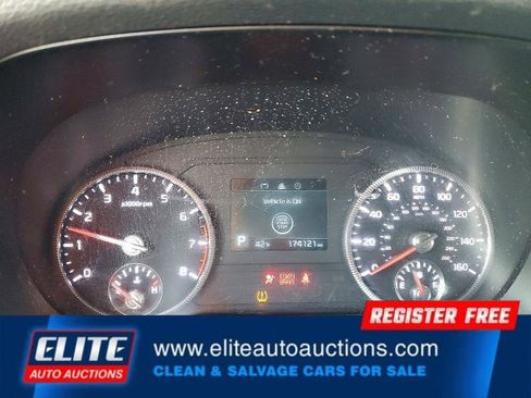 Used 2020 Kia Telluride LX image 18