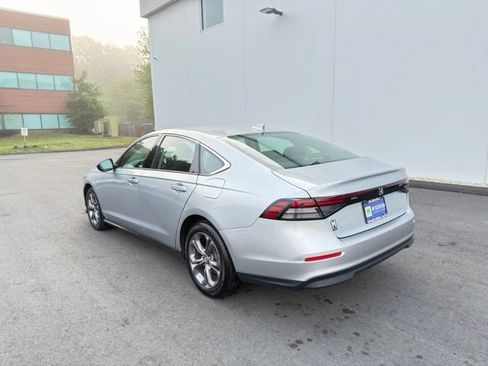 Used 2024 Honda Accord EX image 9