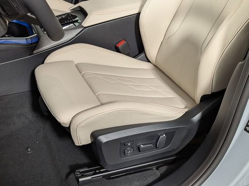 New 2026 BMW X3 xDrive30 AWD/4WD image 13