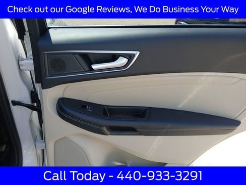 Used 2023 Ford Edge Titanium w/ Class II Trailer Tow Package AWD/4WD image 40