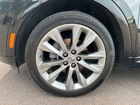 Used 2023 Buick Envision Avenir AWD/4WD image 40