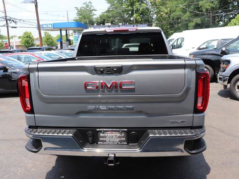 Used 2025 GMC Sierra 1500 SLT AWD/4WD image 4