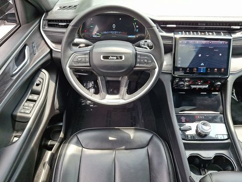 Certified 2024 Jeep Grand Cherokee Limited 4xe AWD/4WD image 12