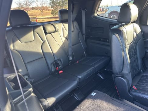 Used 2023 Kia Telluride EX X-Line image 28