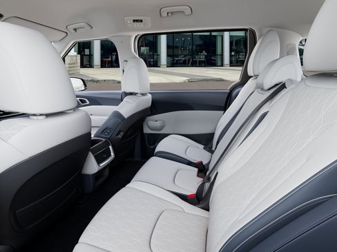 New 2026 Kia Carnival EX FWD image 19