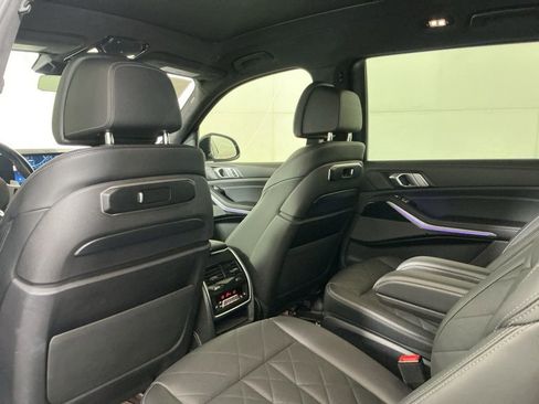 Certified 2023 BMW X7 xDrive40i w/ M Sport Package image 26