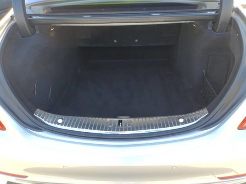Used 2017 Mercedes-Benz S 550 4MATIC Sedan image 76