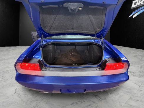 Used 2012 Dodge Challenger SRT8 RWD image 11