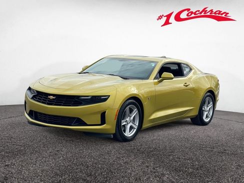 Used 2024 Chevrolet Camaro LT image 3