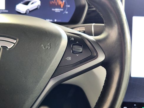 Used 2020 Tesla Model X Long Range image 20