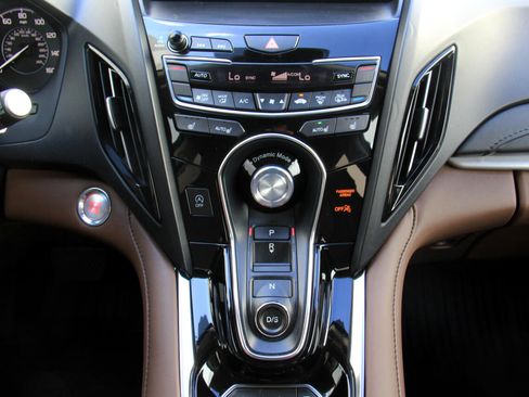 Used 2020 Acura RDX w/ Technology Package image 16