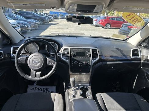 Used 2013 Jeep Grand Cherokee Laredo image 11