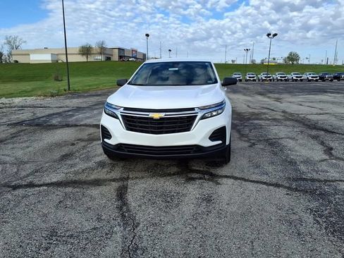 Used 2024 Chevrolet Equinox LS w/ LS Convenience Package FWD image 47