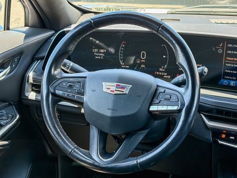 Certified 2024 Cadillac XT4 Premium Luxury AWD/4WD image 15