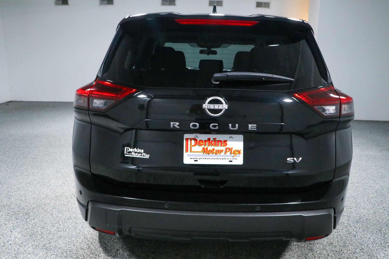Used 2024 Nissan Rogue SV FWD image 8