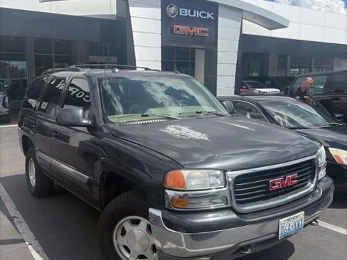 Used 2005 GMC Yukon SLE w/ Safe And Secure Package AWD/4WD image 3