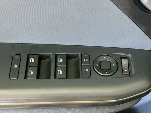 Used 2025 Kia K4 FWD image 15