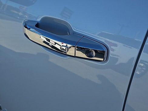 New 2026 GMC Sierra 3500 Denali Ultimate image 8