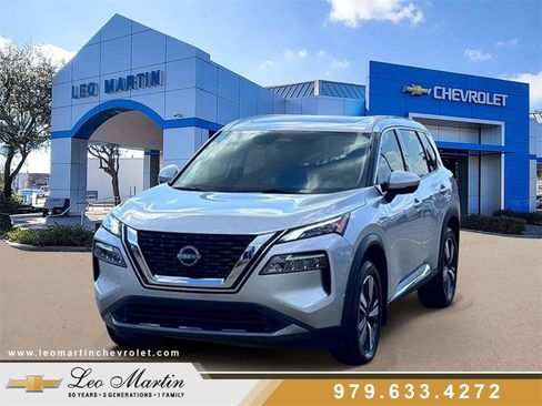 Used 2023 Nissan Rogue SL w/ SL Premium Package image 1