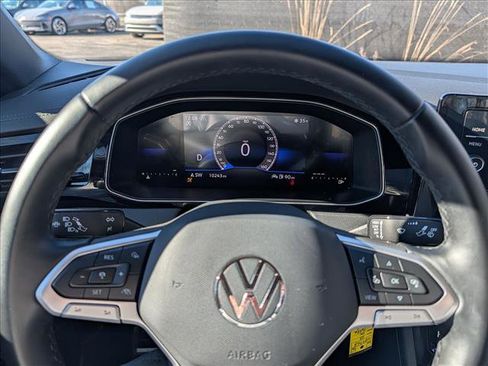 Used 2025 Volkswagen Jetta Sport image 34