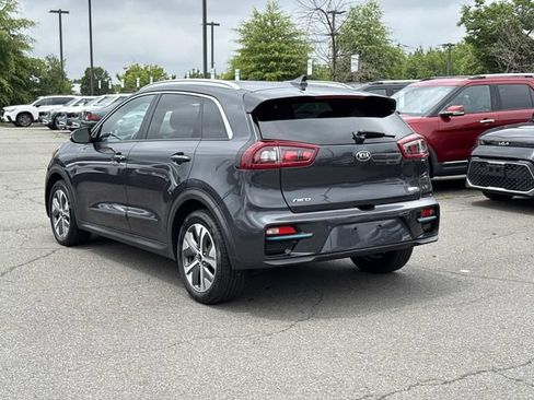 Used 2019 Kia Niro EX Premium w/ Cold Weather Package 1.0 FWD image 4