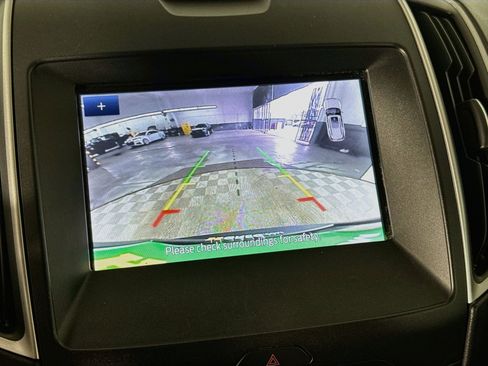 Used 2020 Ford Edge SEL w/ Convenience Package FWD image 19