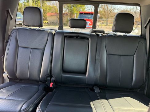Used 2018 Ford F150 Lariat w/ Equipment Group 502A Luxury AWD/4WD image 23