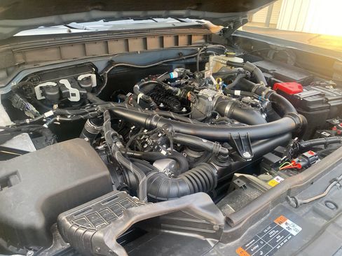 Used 2024 Ford Bronco Outer Banks w/ Sasquatch Package image 32