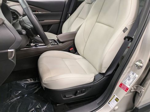 Used 2022 MAZDA CX-30 2.5 Turbo w/ Premium Package image 11