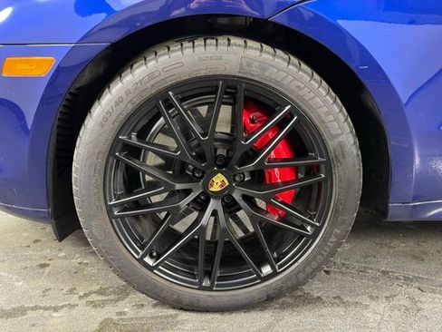 Used 2022 Porsche Macan GTS AWD/4WD image 9