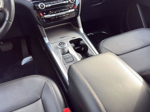 Used 2021 Ford Explorer Limited w/ Class III Trailer Tow Package image 14