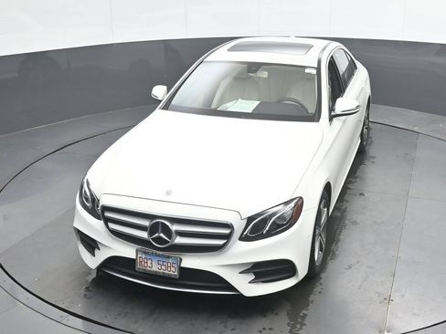 Used 2018 Mercedes-Benz E 300 4MATIC image 35