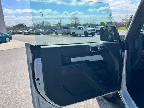 New 2026 Ford Bronco 2-Door AWD/4WD image 12