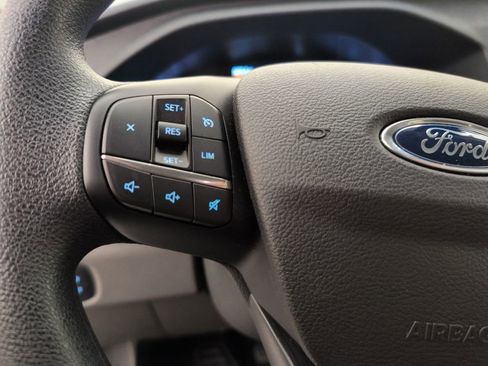 Certified 2025 Ford Transit 350 XLT image 44