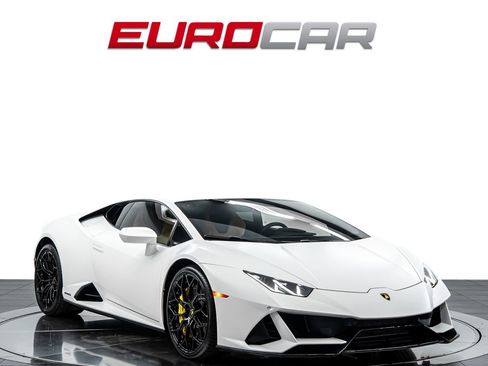 Used 2022 Lamborghini Huracan EVO image 7