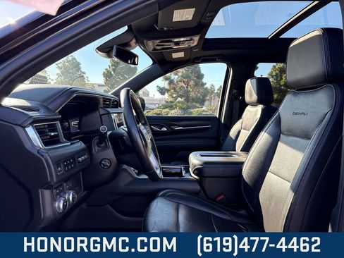 Used 2023 GMC Yukon Denali image 11