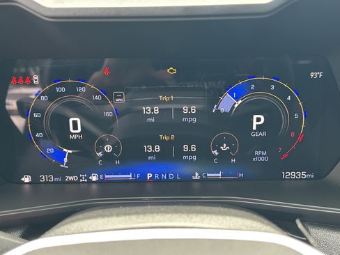 Used 2025 Chevrolet Colorado Trail Boss AWD/4WD image 27