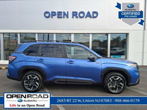 Certified 2025 Subaru Forester Limited image 4