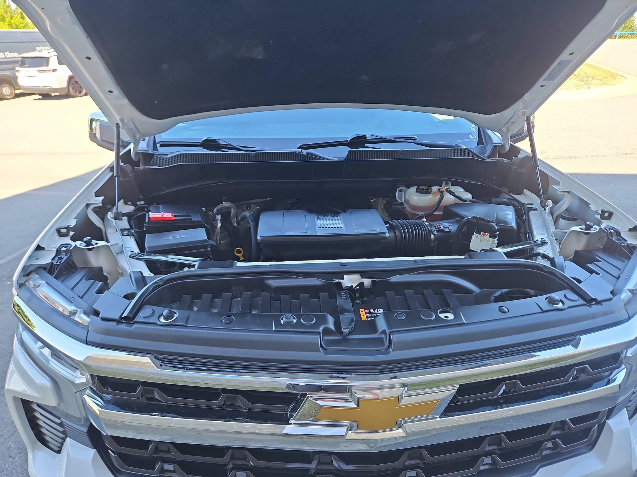 Used 2025 Chevrolet Silverado 1500 LT w/ Safety Package AWD/4WD image 19
