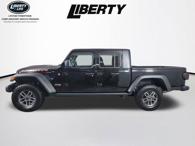 Used 2026 Jeep Gladiator Mojave AWD/4WD image 6