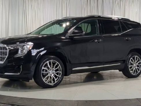 Used 2022 GMC Terrain Denali image 4