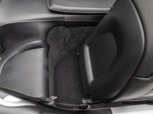 Used 2019 Aston Martin DB11 Volante image 47