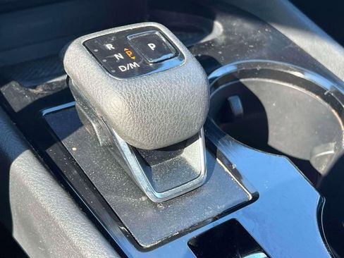 Used 2023 Nissan Rogue SV w/ SV Premium B Package image 26