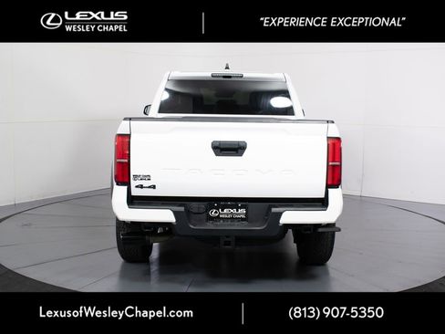 Used 2024 Toyota Tacoma TRD Off-Road AWD/4WD image 7