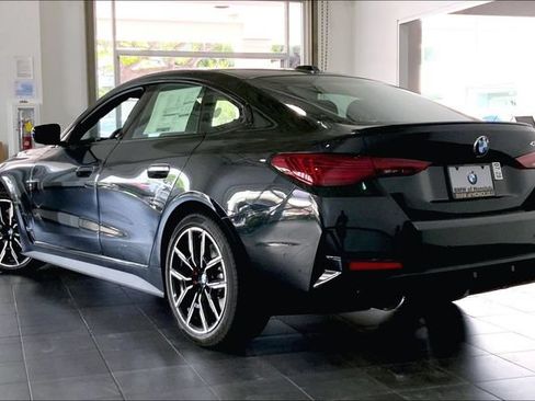 New 2026 BMW 430i w/ M Sport Package RWD image 3