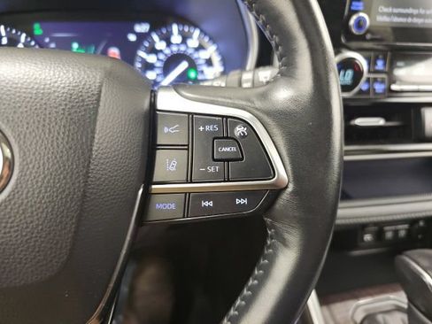 Used 2020 Toyota Highlander Limited AWD/4WD image 21