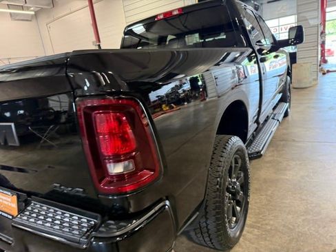 Used 2025 RAM 2500 Big Horn AWD/4WD image 23