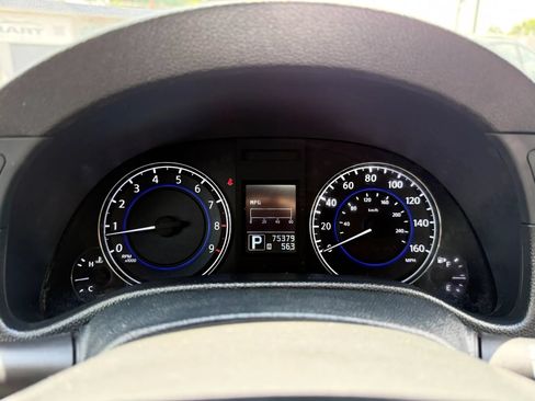 Used 2011 INFINITI G37 x Sedan w/ Premium Pkg AWD/4WD image 31