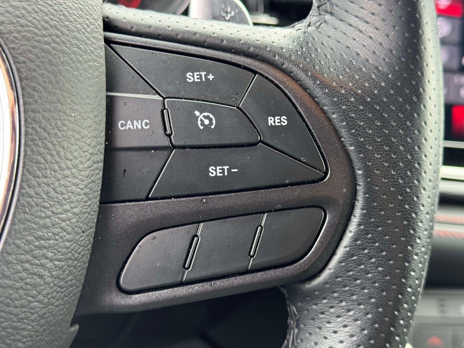 Used 2025 Dodge Durango GT w/ Blacktop Package AWD/4WD image 21